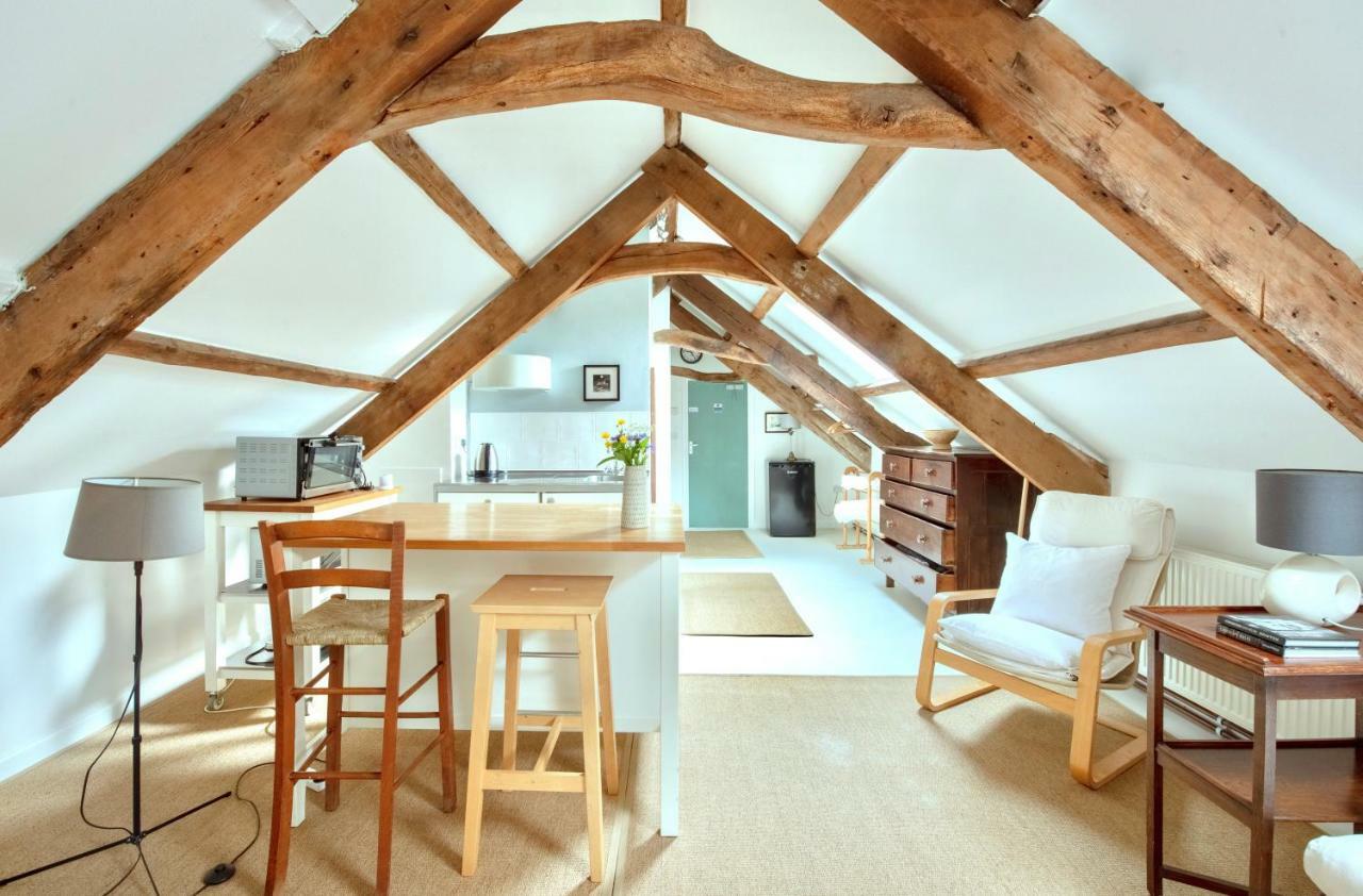 The Attic Apartment, Quay Street Studios Cardigan Extérieur photo